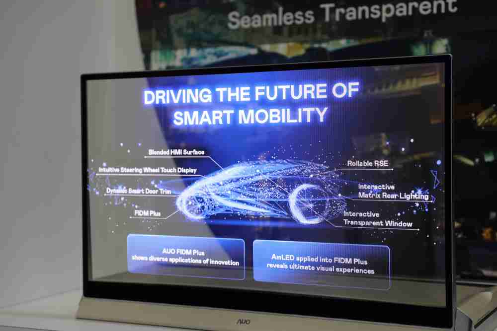 壹号平台凭借着超高亮度和透明度，，，，这款30吋透明Micro LED显示器在AR系统与智慧零售具有潜在的应用价值。。。